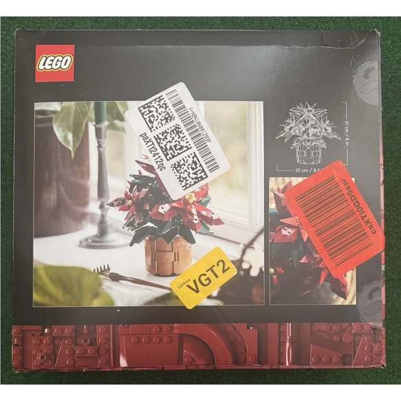 Lego Poinsettia Botanicals Collection - Picture 3 of 3